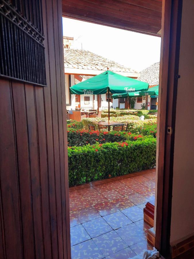 Hotel La Posada Del Doctor León Exterior foto